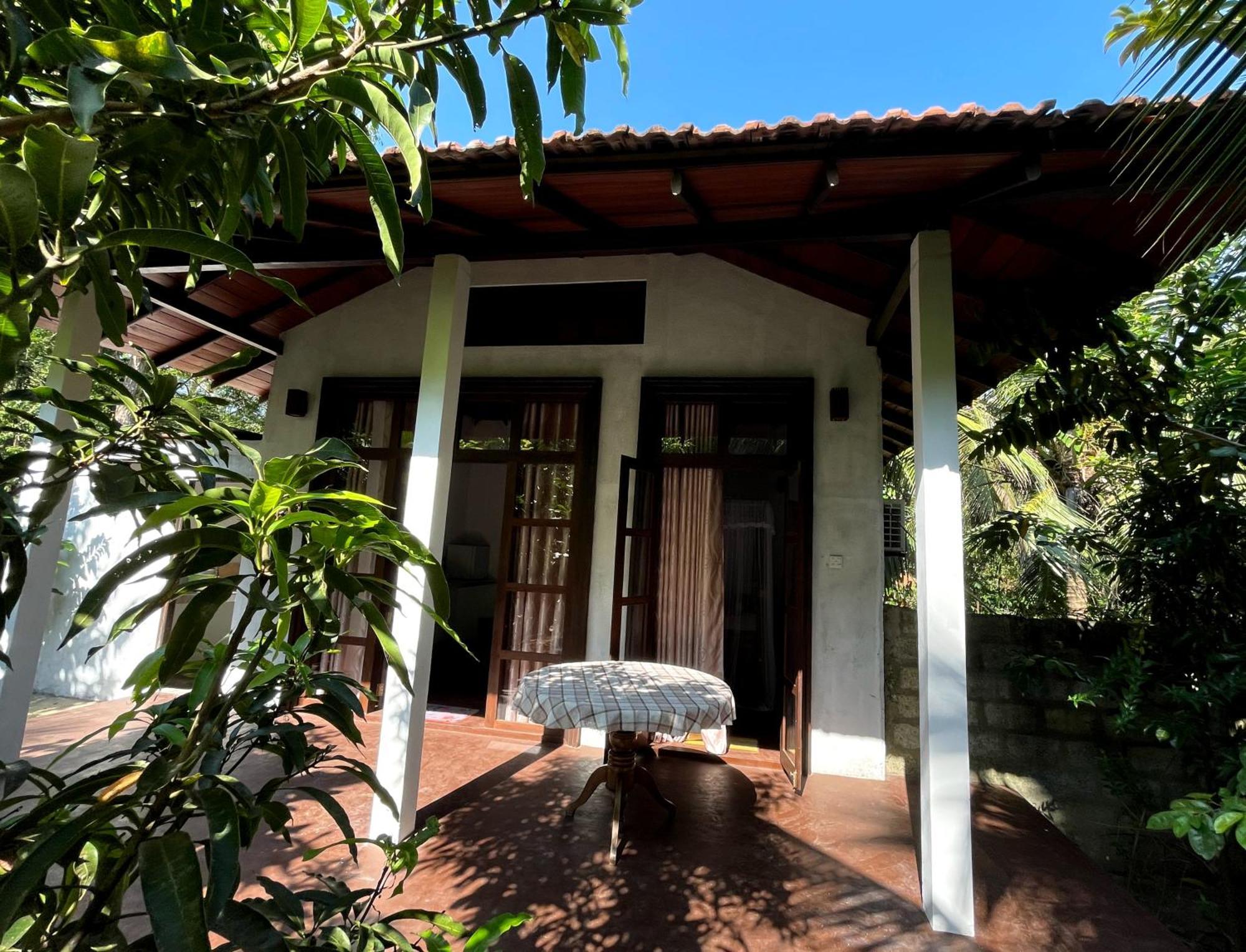 Dinuri Villa Tangalle Buitenkant foto