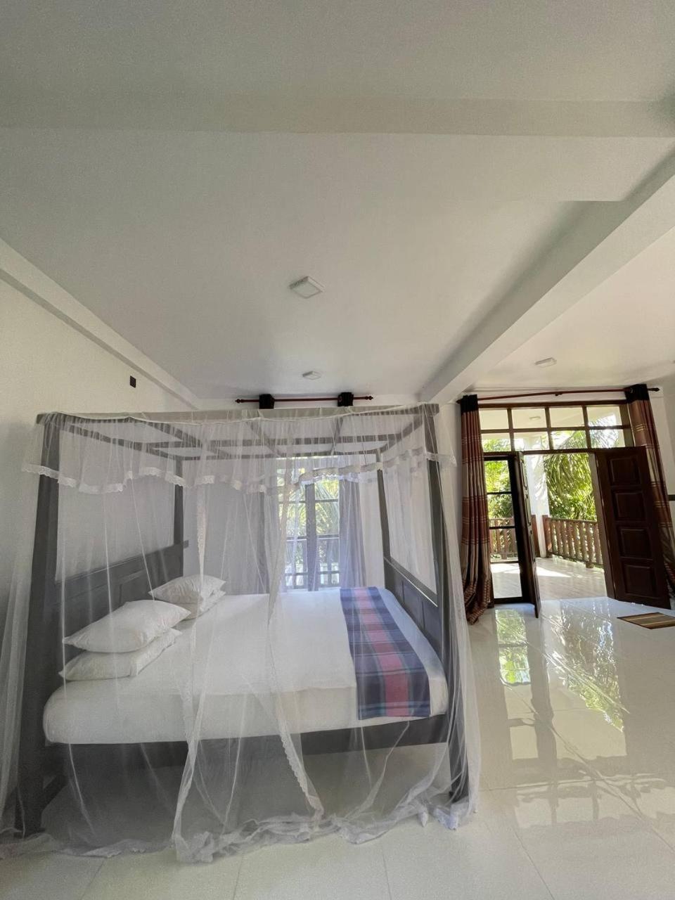 Dinuri Villa Tangalle Buitenkant foto